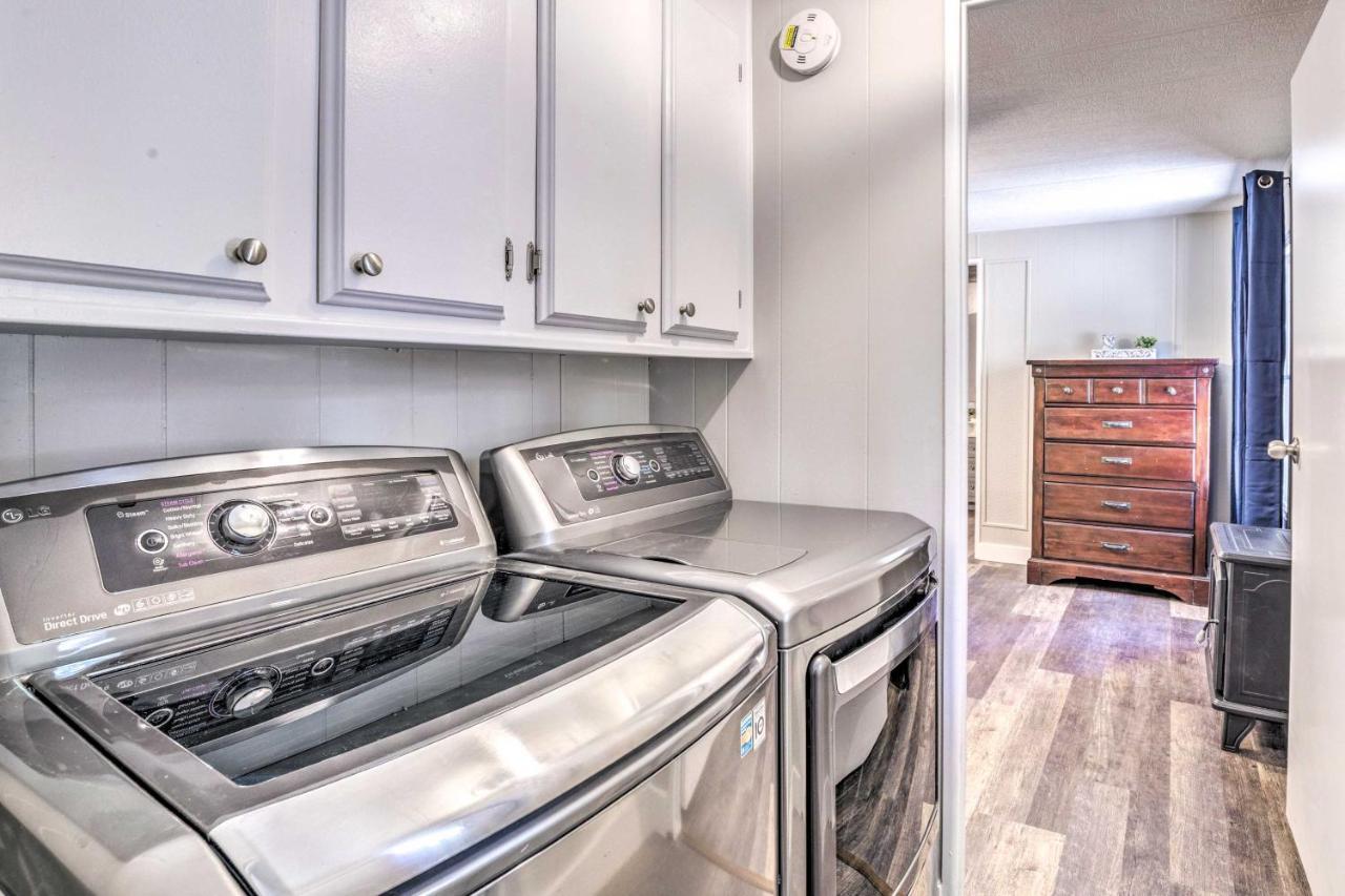 Holiday home Quiet With Porch And Gas Grill! *