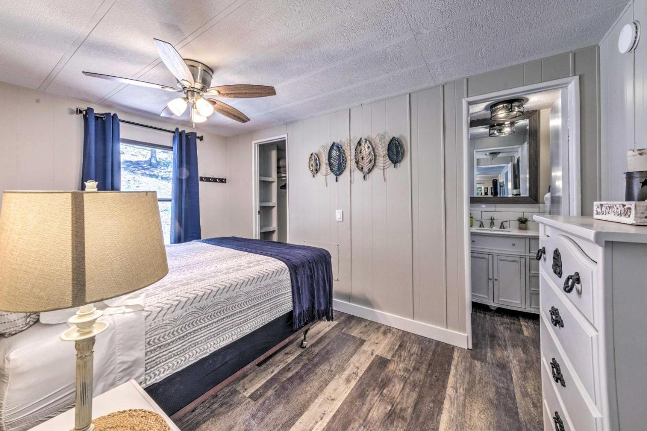 Holiday home Quiet With Porch And Gas Grill! *